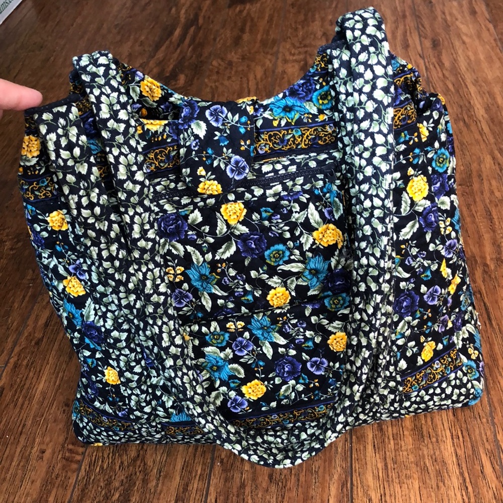 Beautiful flowers on Elizabeth Austen bag